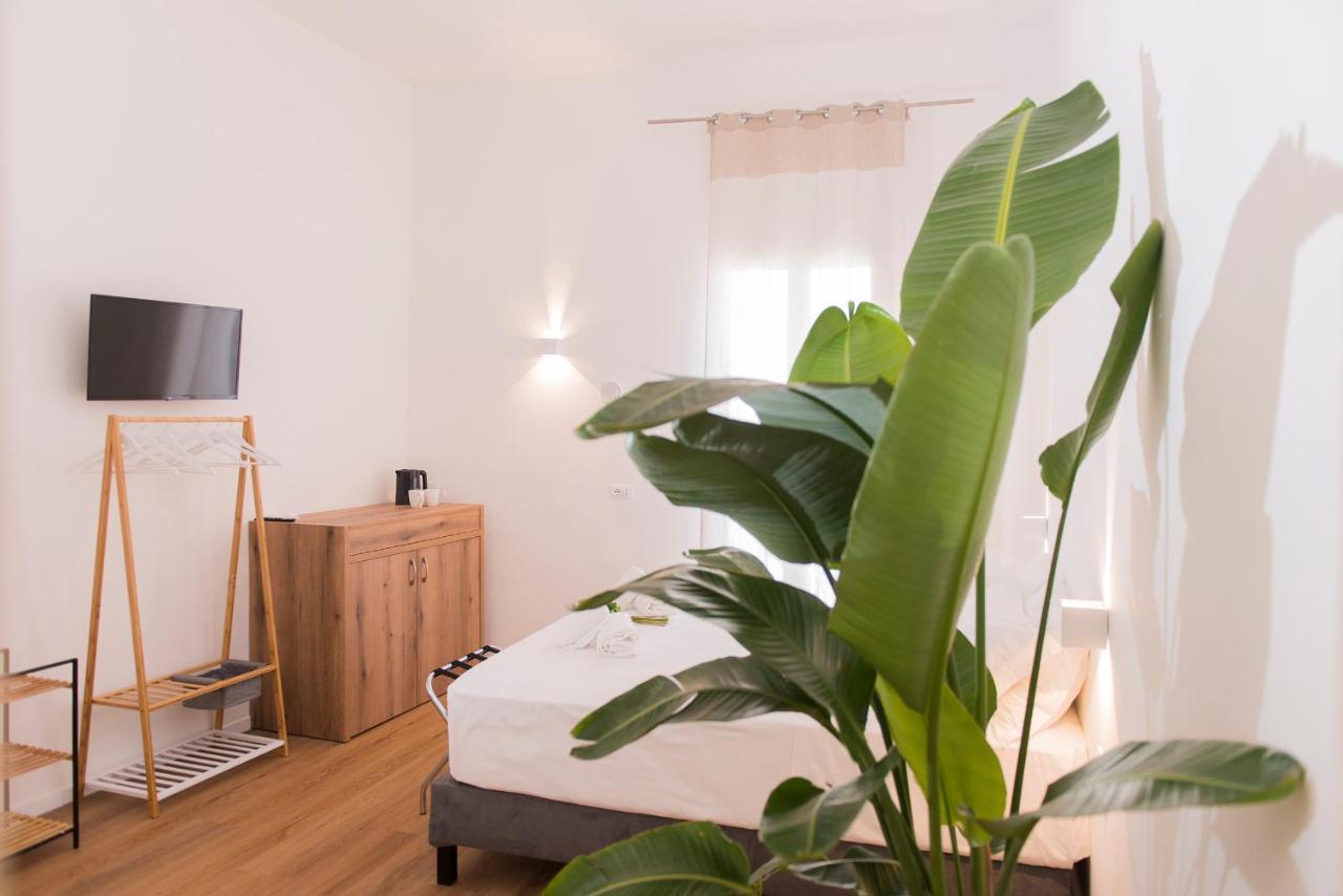 Almami Loft & Rooms Monopoli Extérieur photo